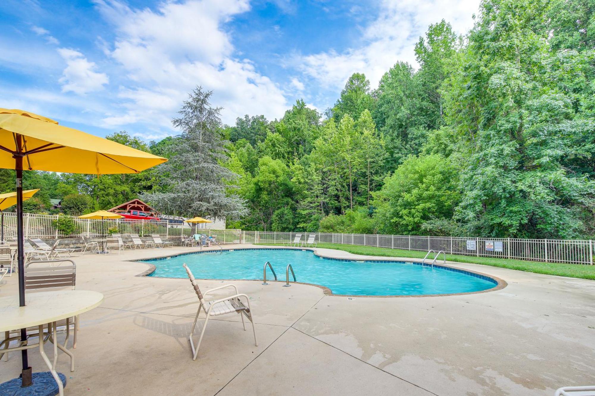 Pigeon Forge Cabin Premier Location And Hot Tub Экстерьер фото